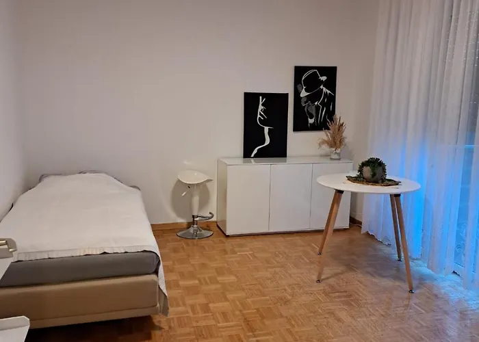 Ruhiges Mit Wohlfuehlcharakter